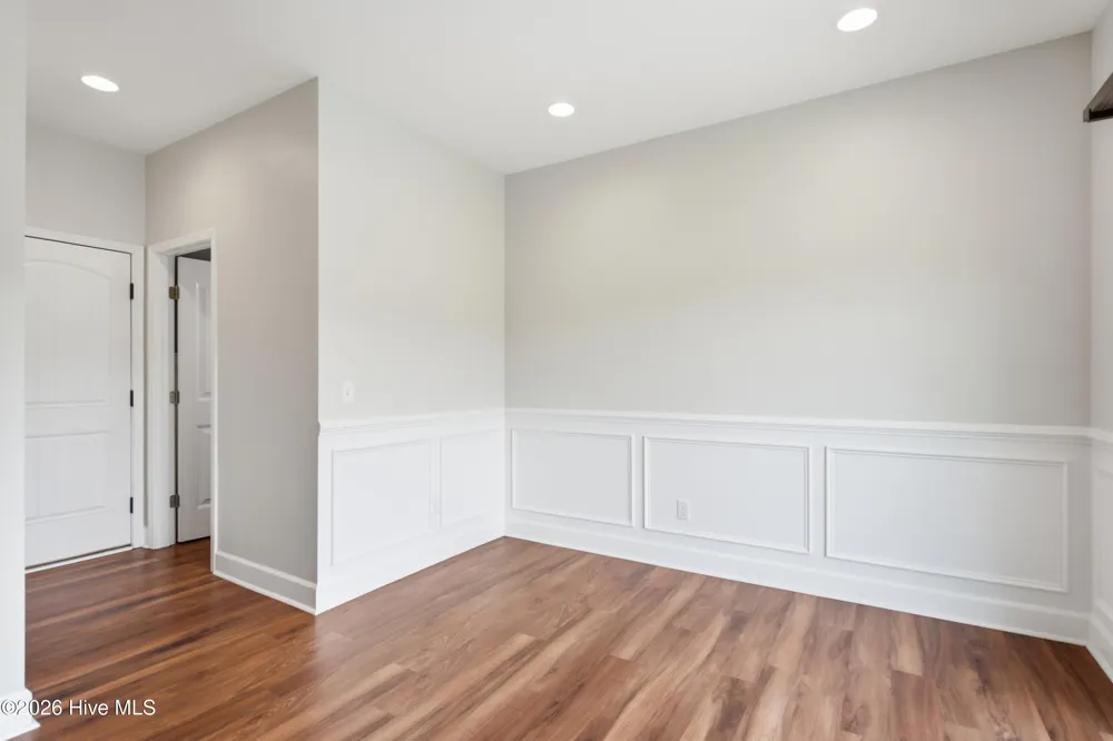 447 Avendale Drive Rocky Point, NC 28457