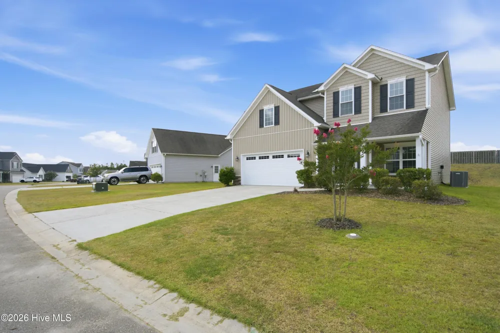 447 Avendale Drive Rocky Point, NC 28457
