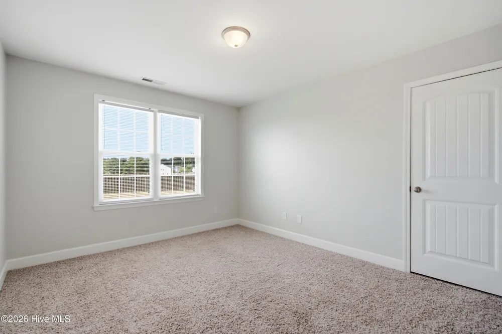 447 Avendale Drive Rocky Point, NC 28457