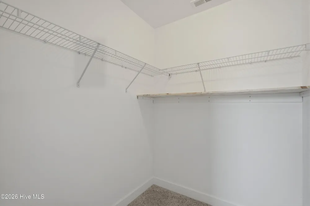 447 Avendale Drive Rocky Point, NC 28457