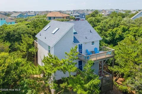 131 Hillside Court