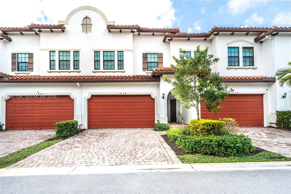 11674 SW 13th Ln #1674 Pembroke Pines, FL 33025