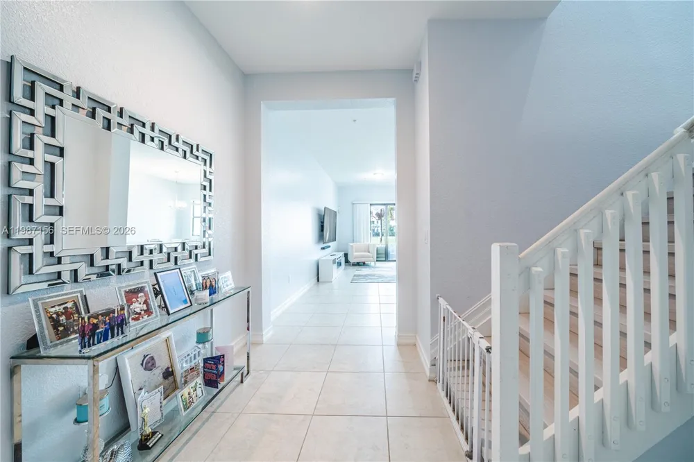 11674 SW 13th Ln #1674 Pembroke Pines, FL 33025