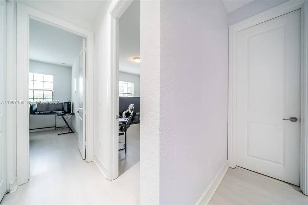 11674 SW 13th Ln #1674 Pembroke Pines, FL 33025