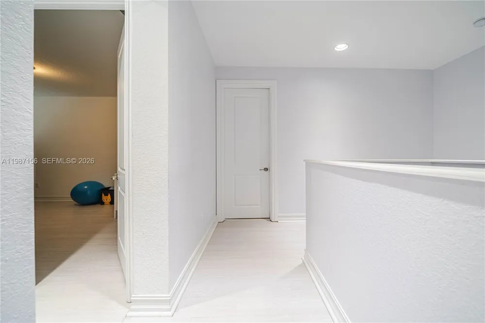 11674 SW 13th Ln #1674 Pembroke Pines, FL 33025