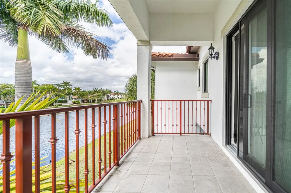 11674 SW 13th Ln #1674 Pembroke Pines, FL 33025