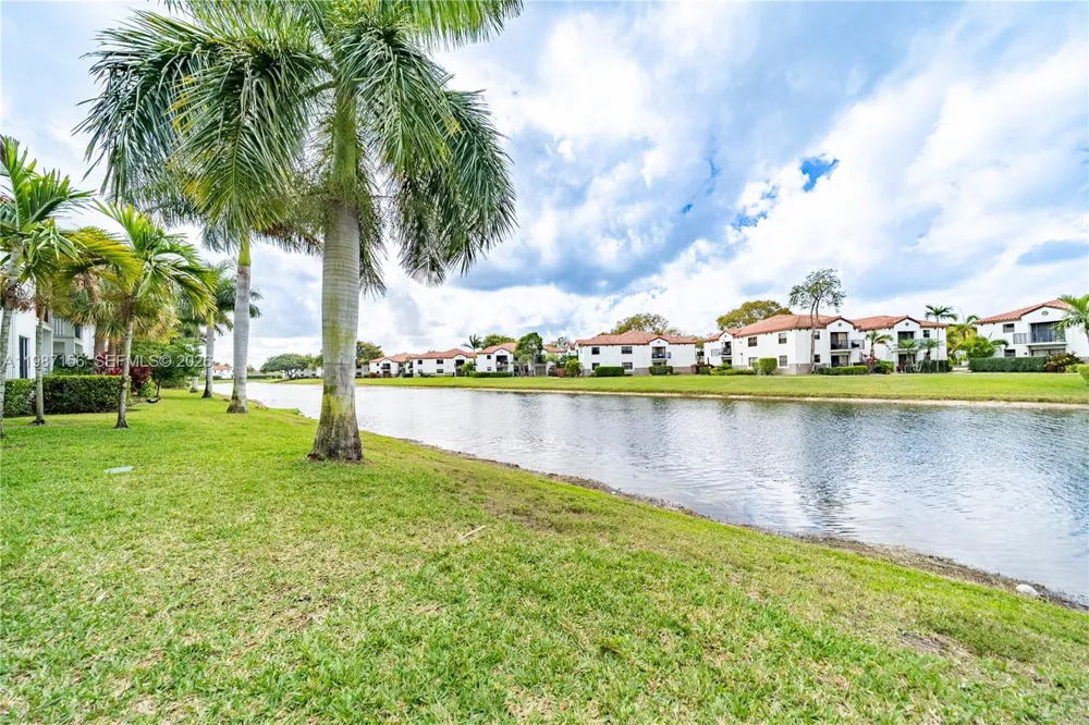 11674 SW 13th Ln #1674 Pembroke Pines, FL 33025