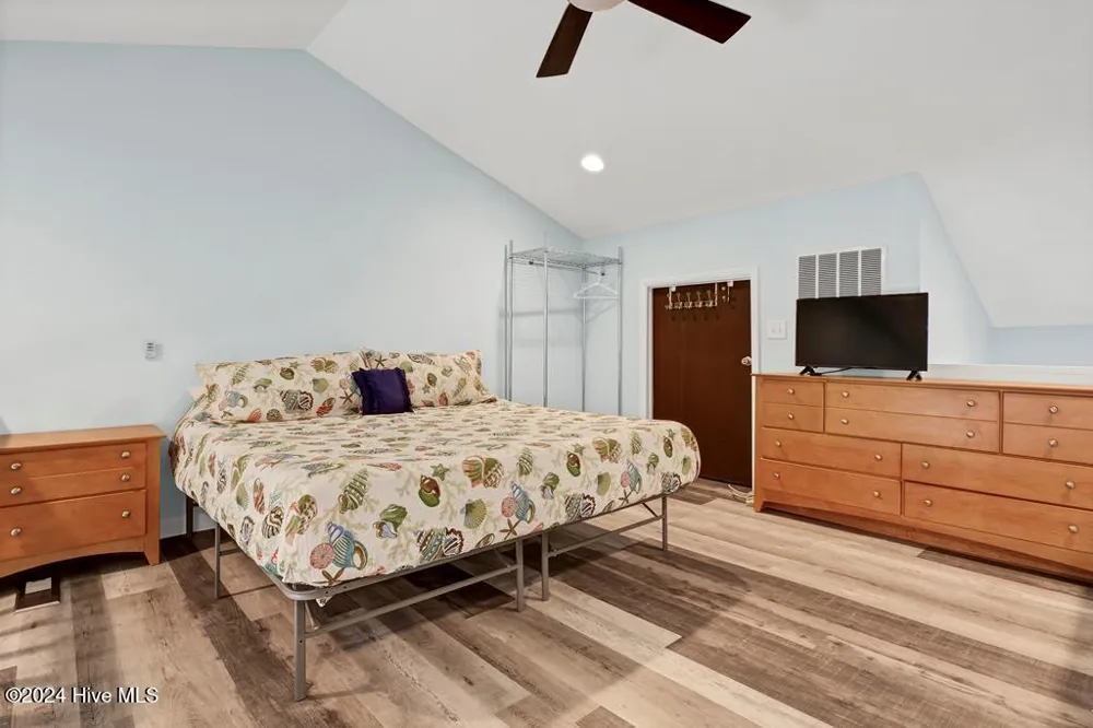 918 /235 New River Drive #235 Surf City, NC 28445