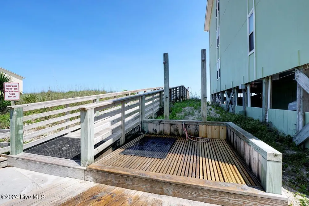 918 /235 New River Drive #235 Surf City, NC 28445
