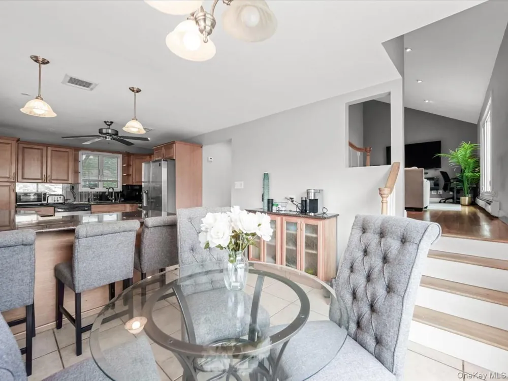 301 W 22nd Street Deer Park, NY 11729