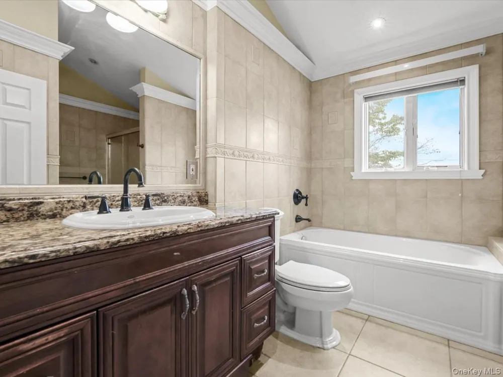 301 W 22nd Street Deer Park, NY 11729
