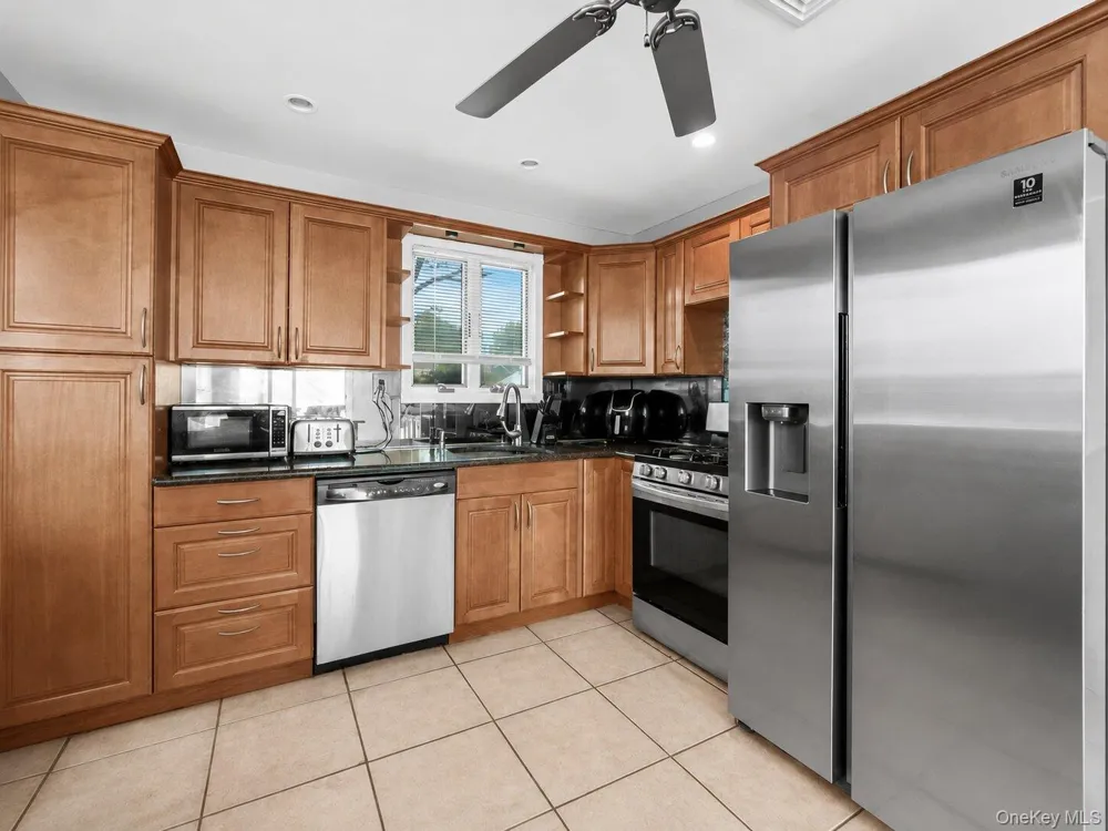 301 W 22nd Street Deer Park, NY 11729