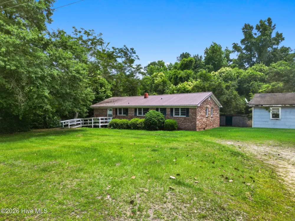 34 Elm Loop Lane Whiteville, NC 28472