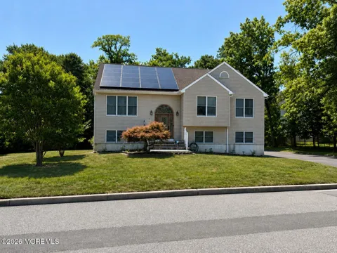21 Sylvan Boulevard