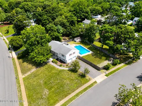 420 Crestview Terrace