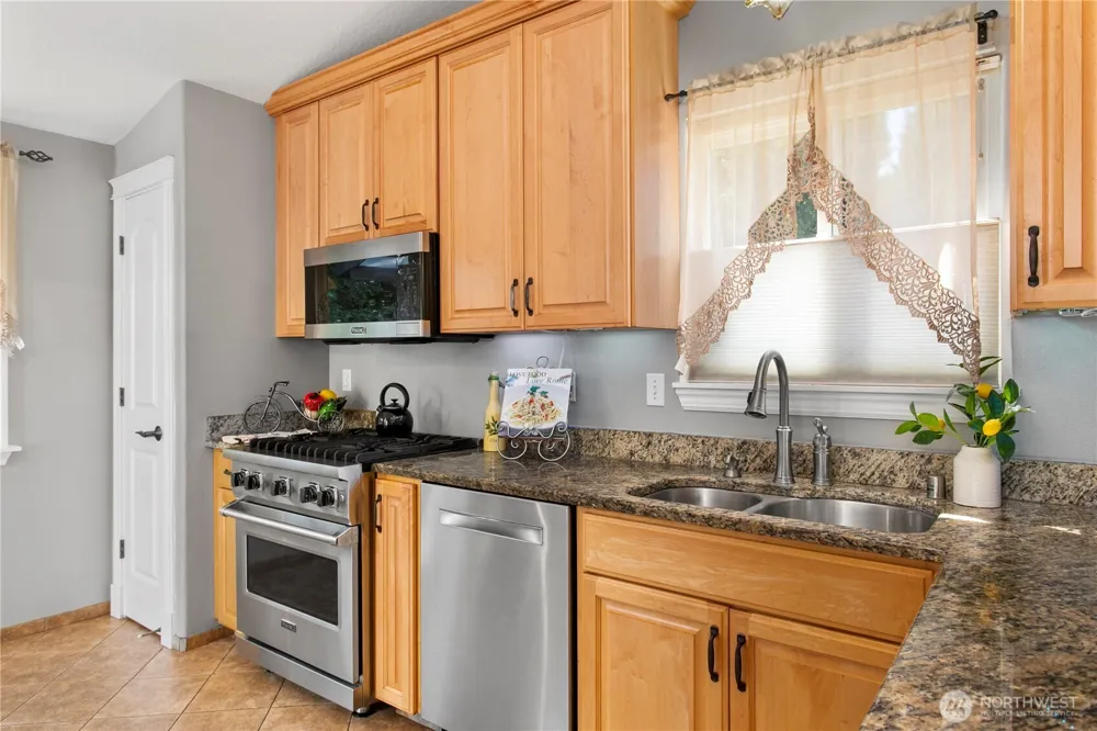 10415 NE 43rd Avenue Vancouver, WA 98686
