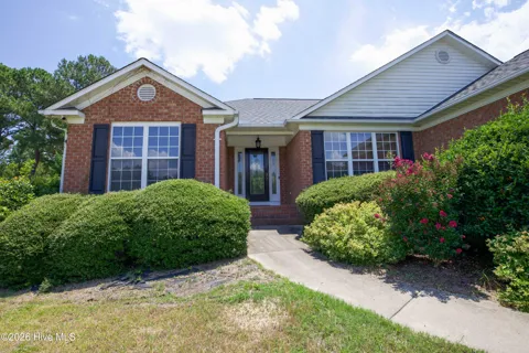340 Queens Cove Way