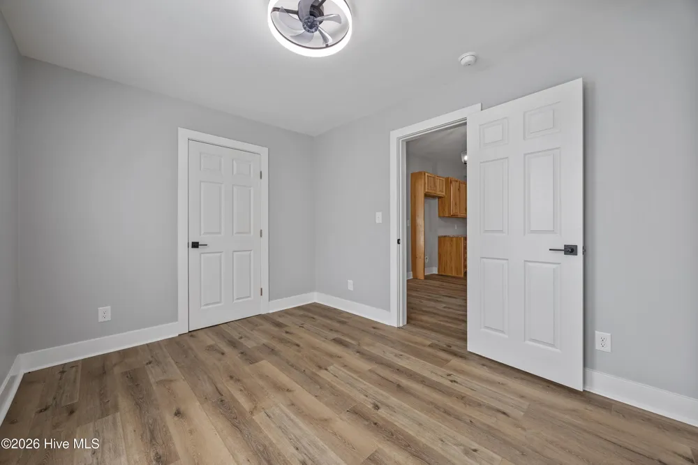 723 Market Street Washington, NC 27889