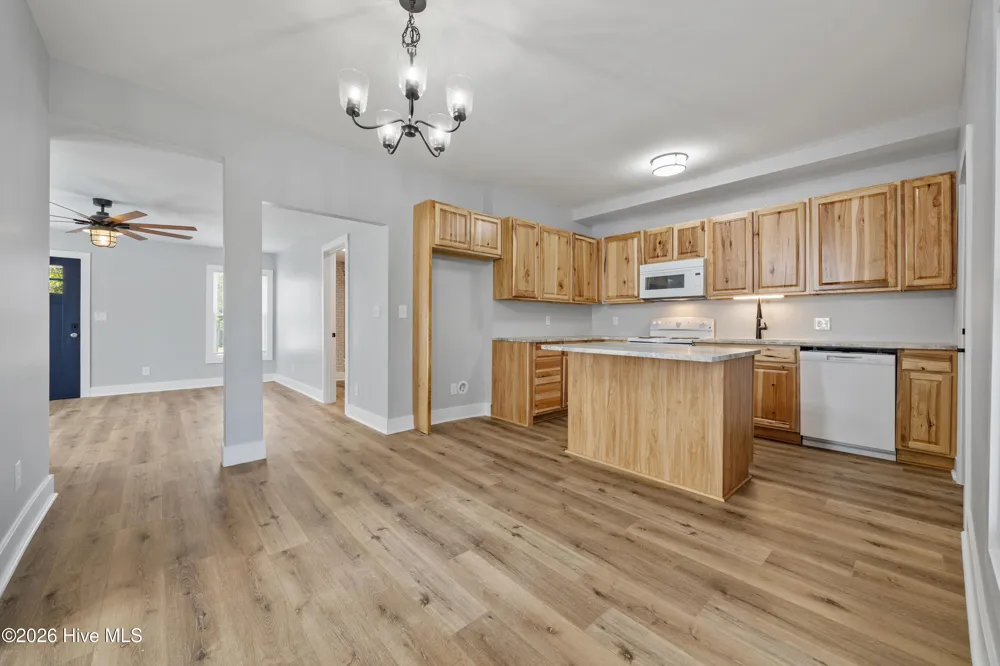 723 Market Street Washington, NC 27889