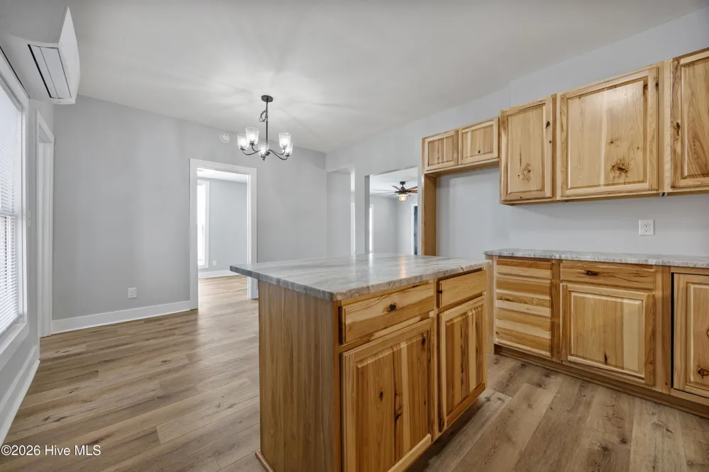 723 Market Street Washington, NC 27889