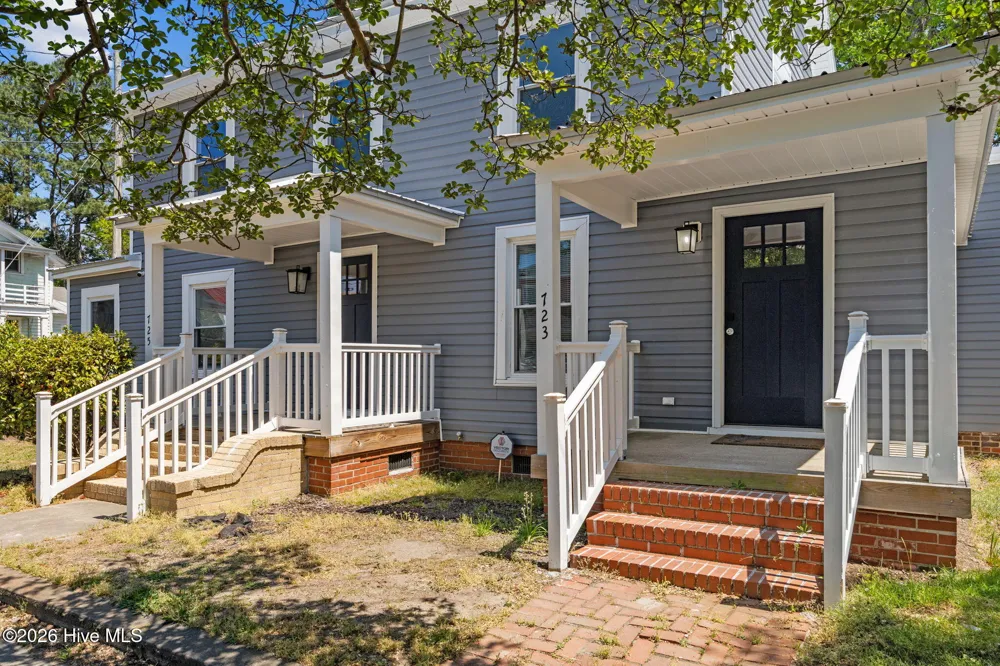 723 Market Street Washington, NC 27889