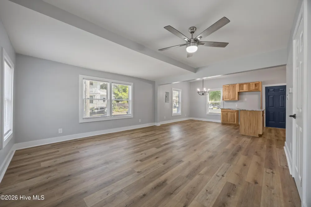 723 Market Street Washington, NC 27889