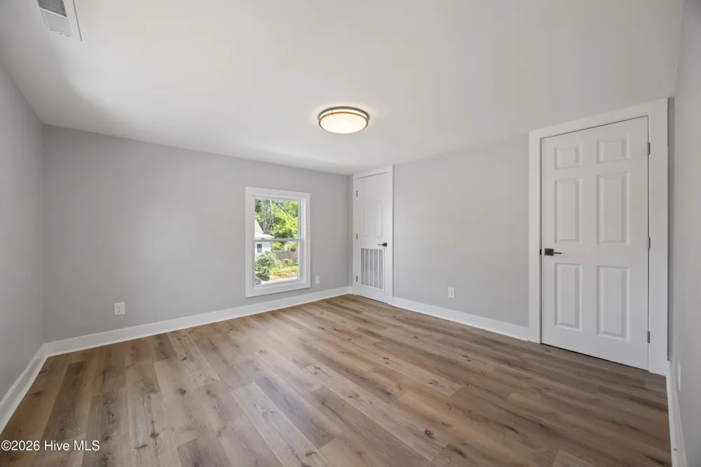 723 Market Street Washington, NC 27889