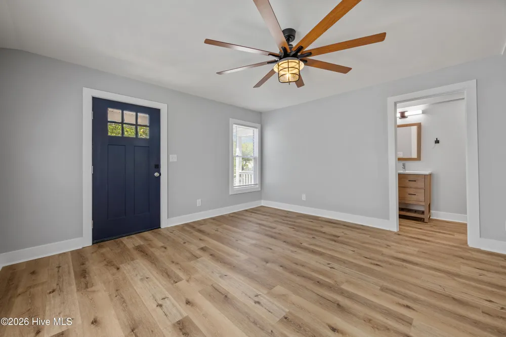 723 Market Street Washington, NC 27889