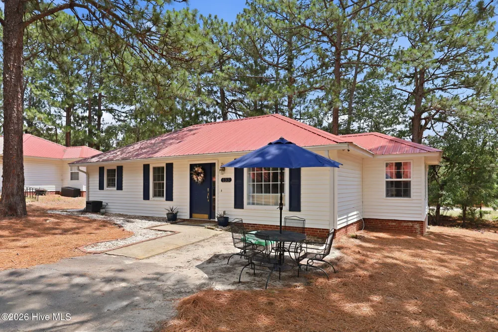 133 Villa Drive West End, NC 27376