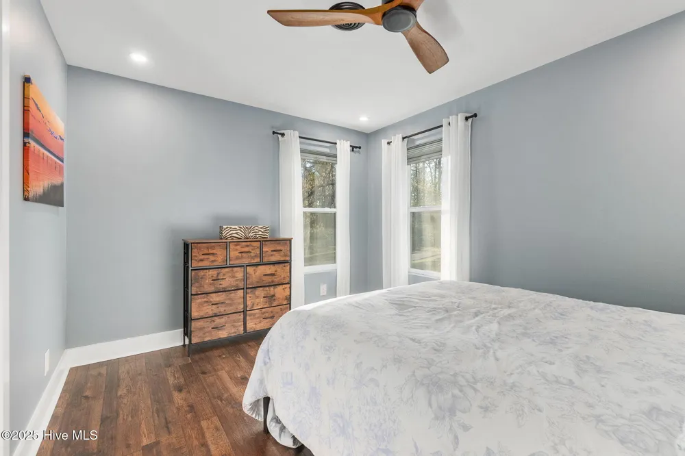 4704 Trent Woods Drive Trent Woods, NC 28562