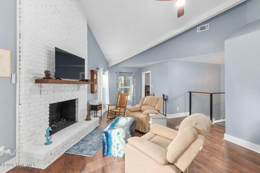 4704 Trent Woods Drive Trent Woods, NC 28562