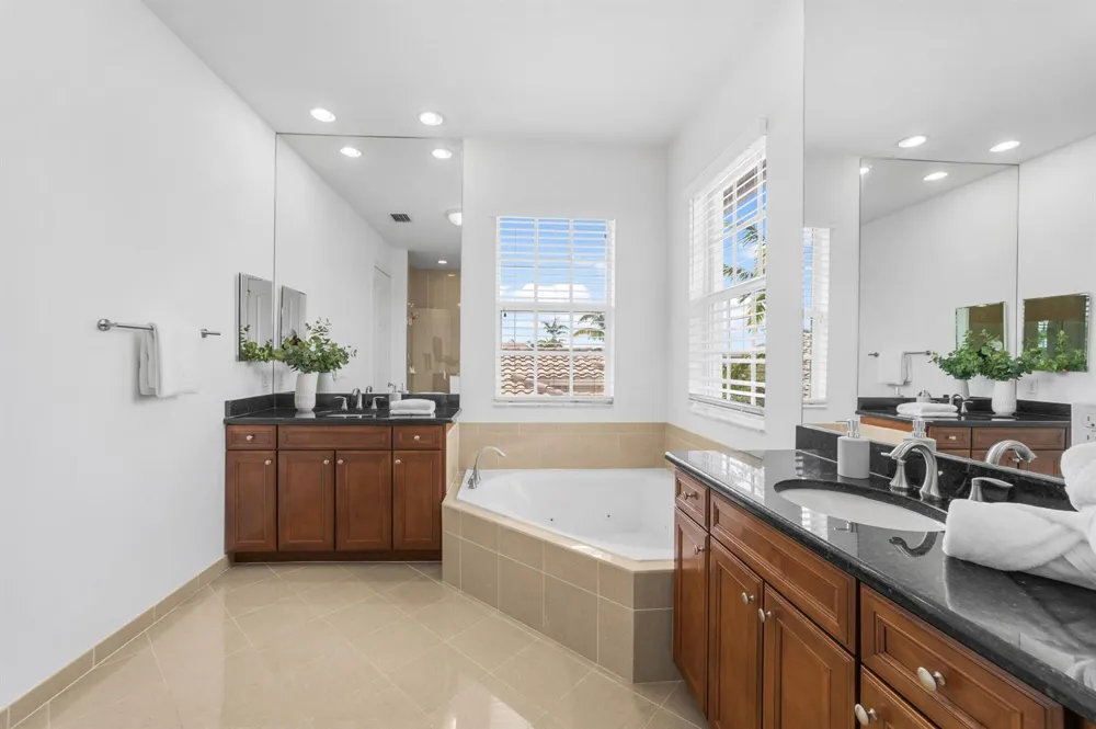10111 EDGEWATER COURT Parkland, FL 33076