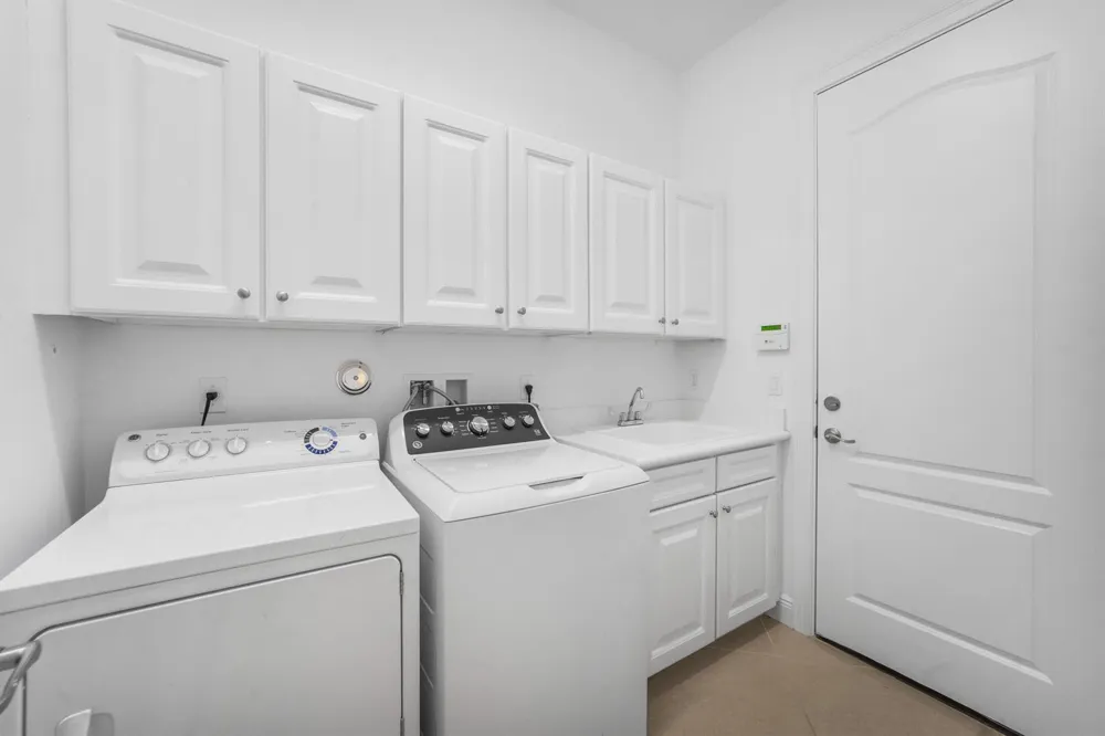 10111 EDGEWATER COURT Parkland, FL 33076