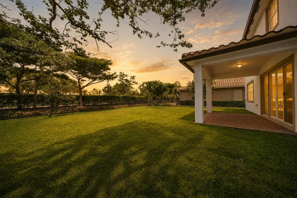 10111 EDGEWATER COURT Parkland, FL 33076