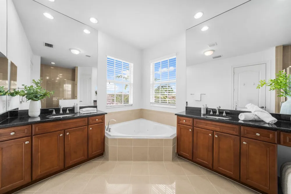 10111 EDGEWATER COURT Parkland, FL 33076