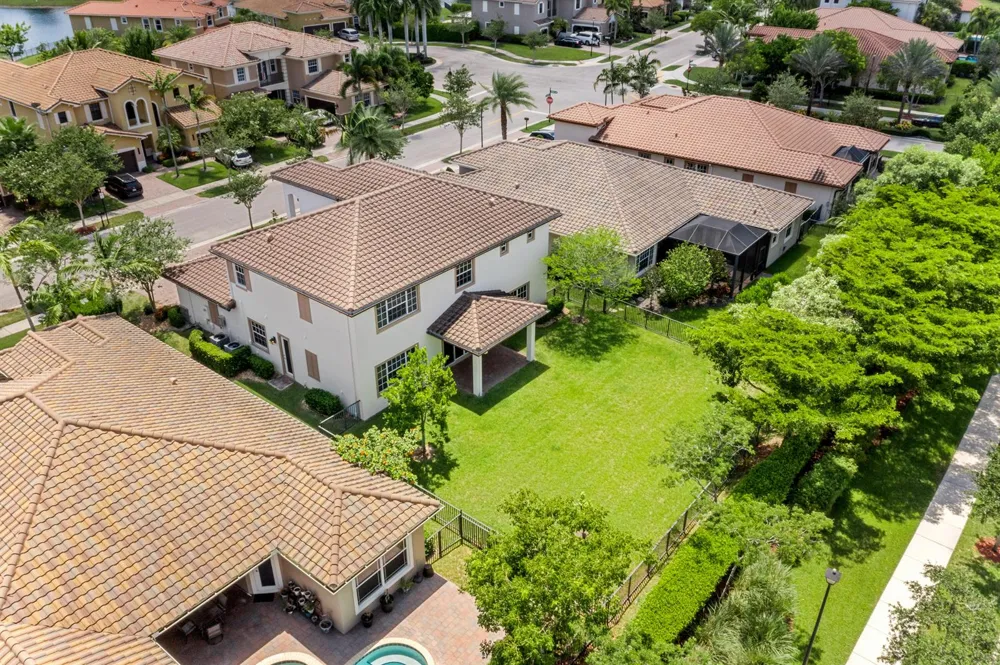 10111 EDGEWATER COURT Parkland, FL 33076