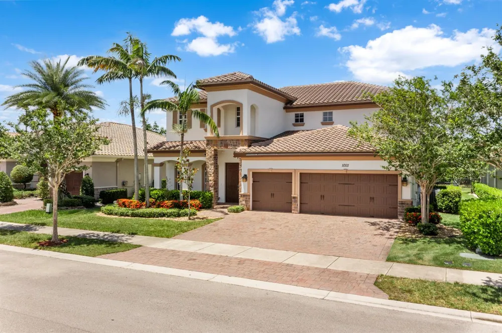 10111 EDGEWATER COURT Parkland, FL 33076