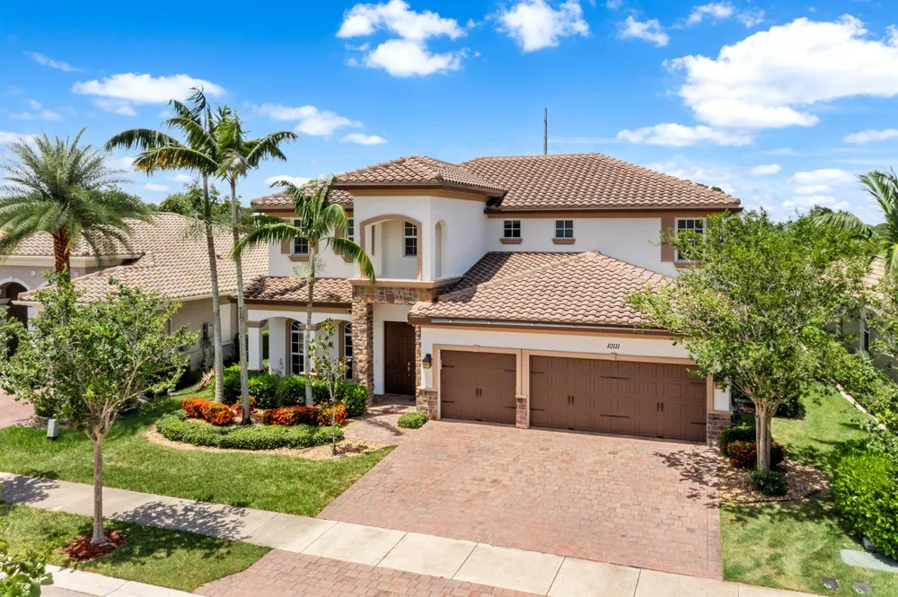 10111 EDGEWATER COURT Parkland, FL 33076