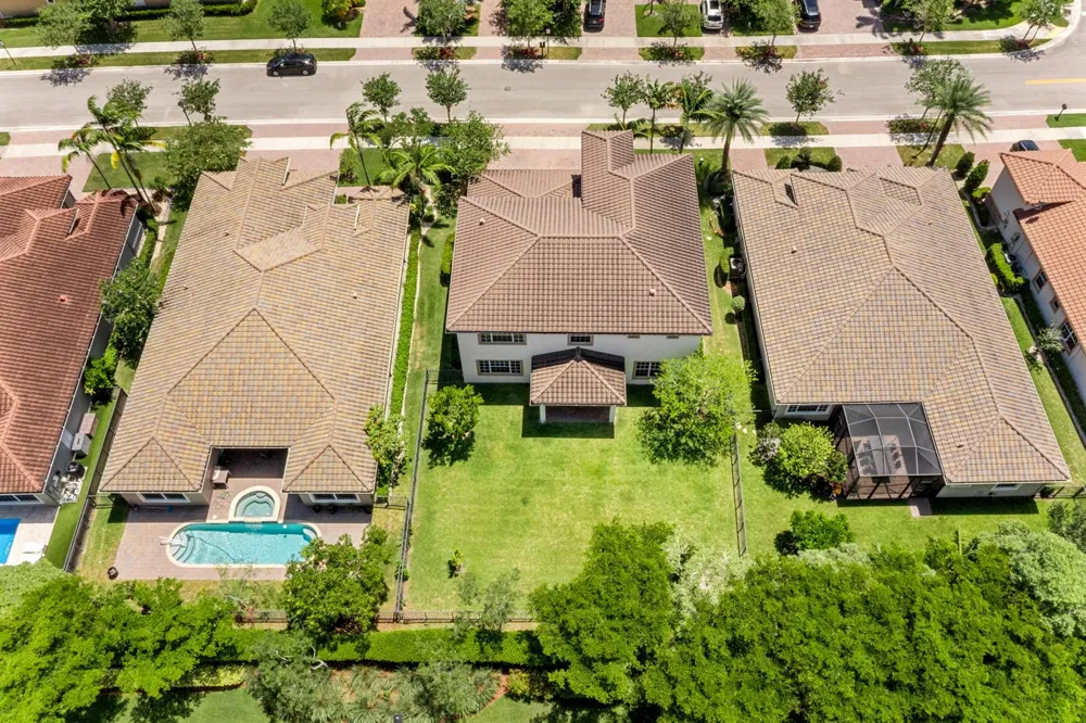10111 EDGEWATER COURT Parkland, FL 33076