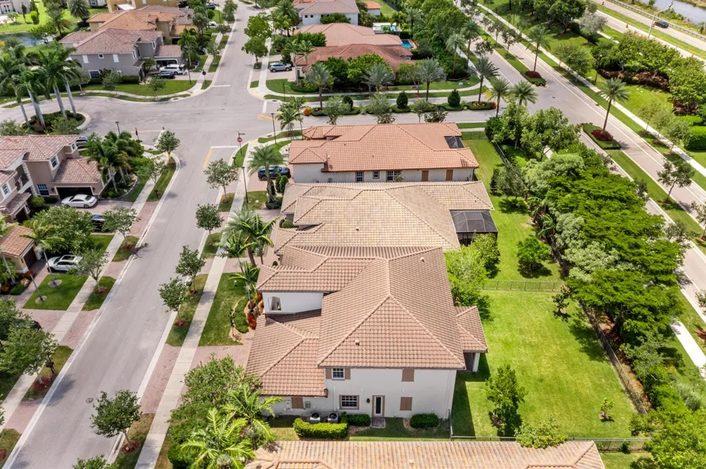 10111 EDGEWATER COURT Parkland, FL 33076