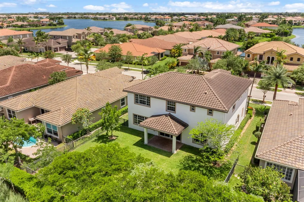 10111 EDGEWATER COURT Parkland, FL 33076