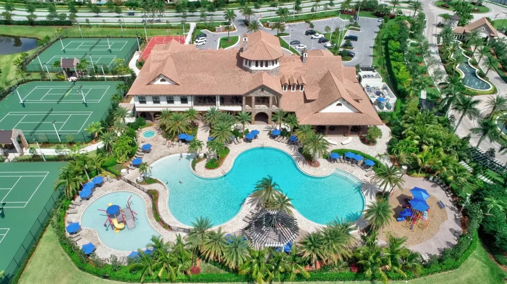 10111 EDGEWATER COURT Parkland, FL 33076