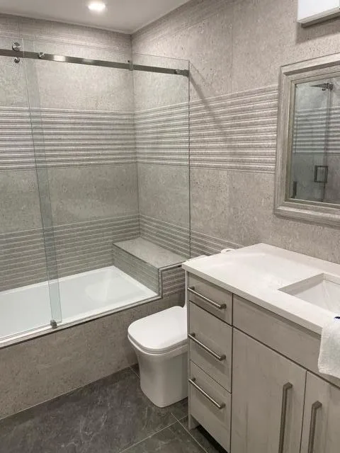 10 COLUMBIA COURT Deerfield Beach, FL 33442