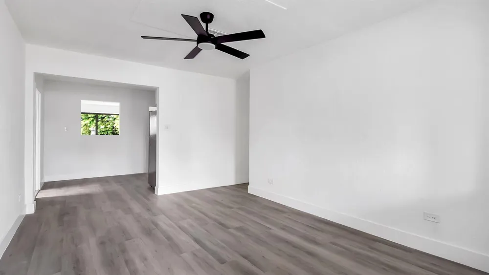 5015 SW 25TH STREET West Park, FL 33023