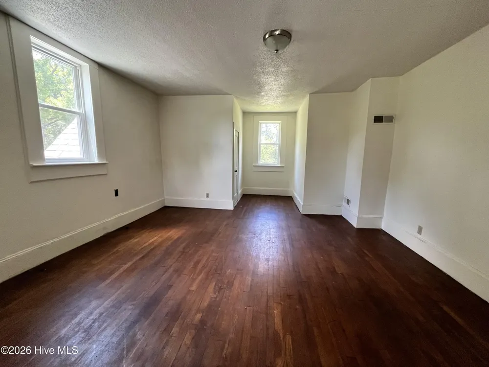201 E Bell Street Tabor City, NC 28463