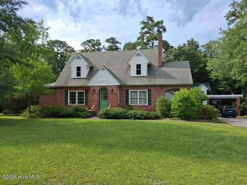 201 E Bell Street Tabor City, NC 28463