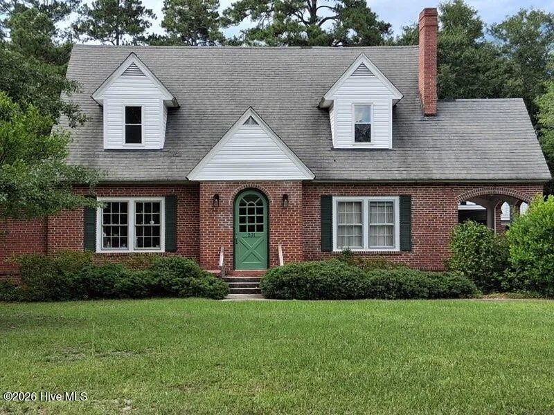 201 E Bell Street Tabor City, NC 28463