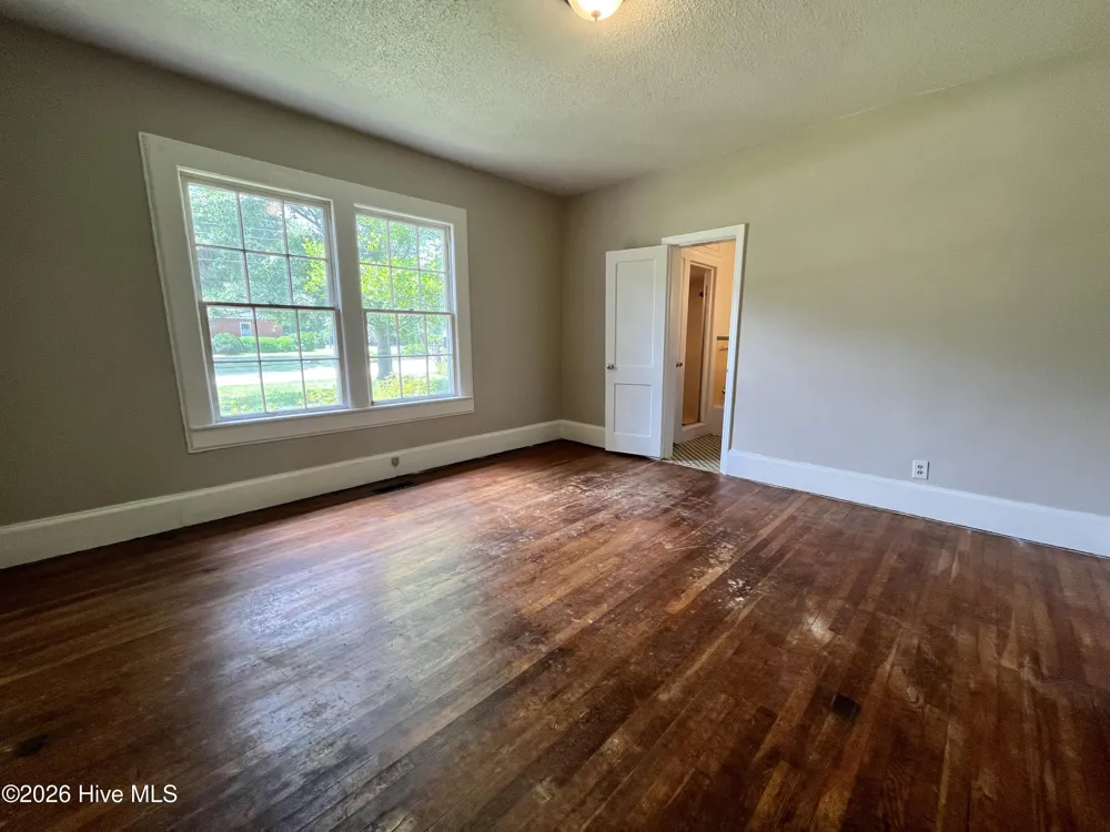 201 E Bell Street Tabor City, NC 28463