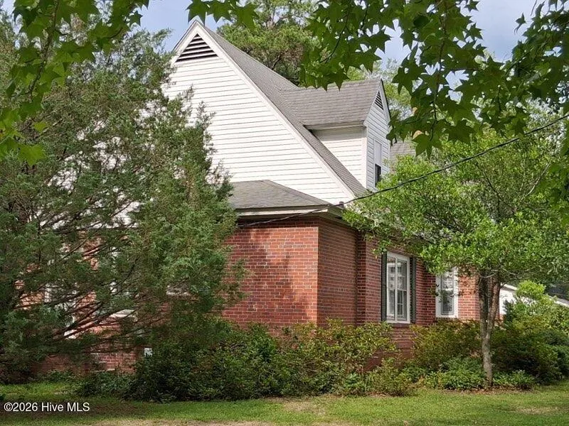 201 E Bell Street Tabor City, NC 28463