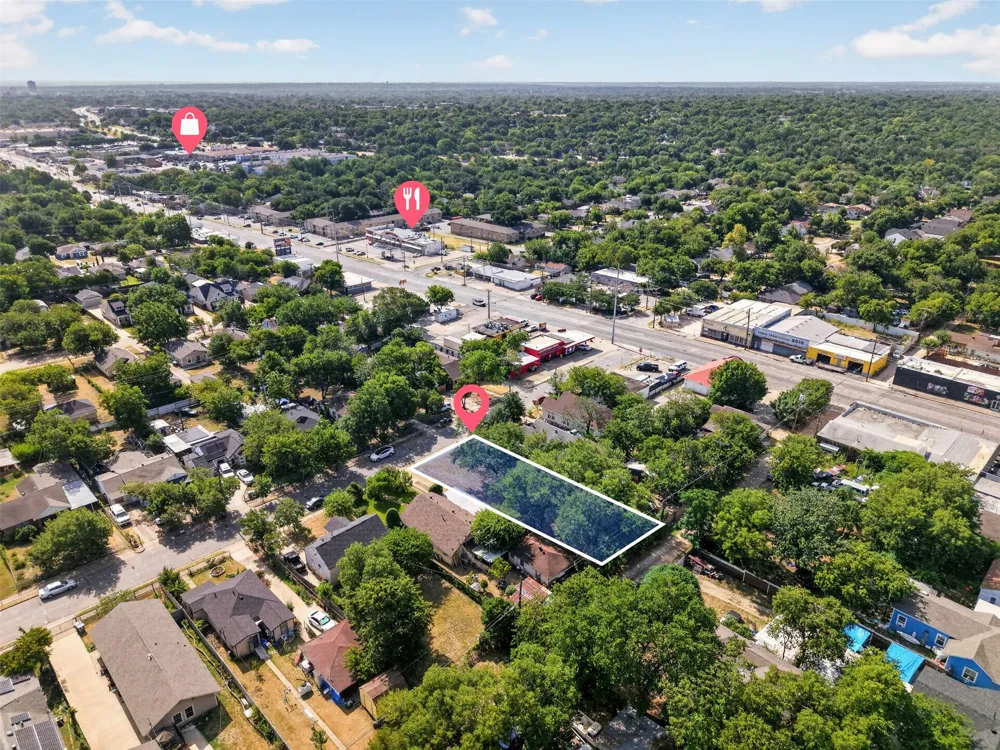 6 Ravinia Drive Dallas, TX 75211